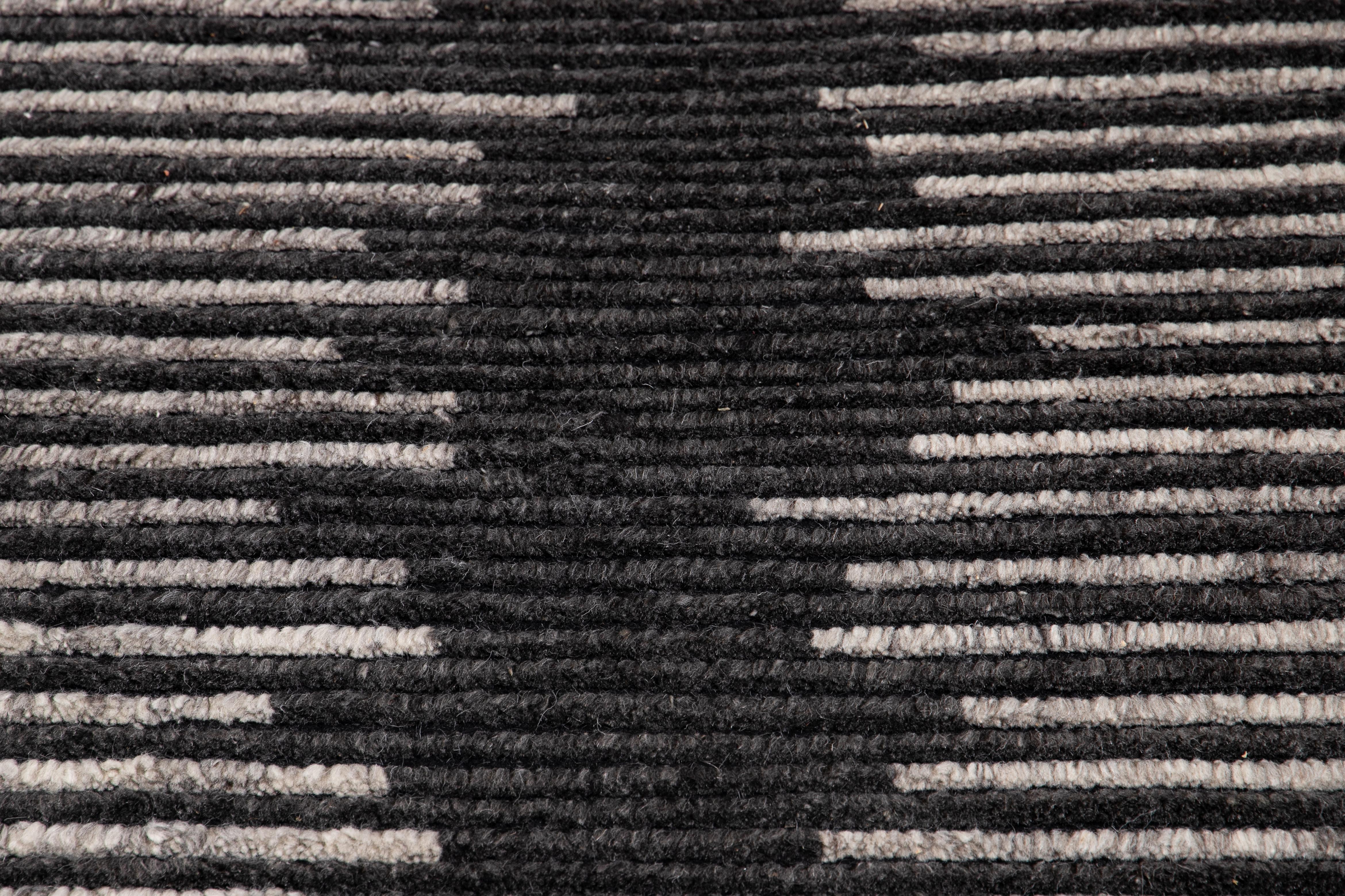21st Century Contemporary Textured Ribbed Wool Rug For Sale 5