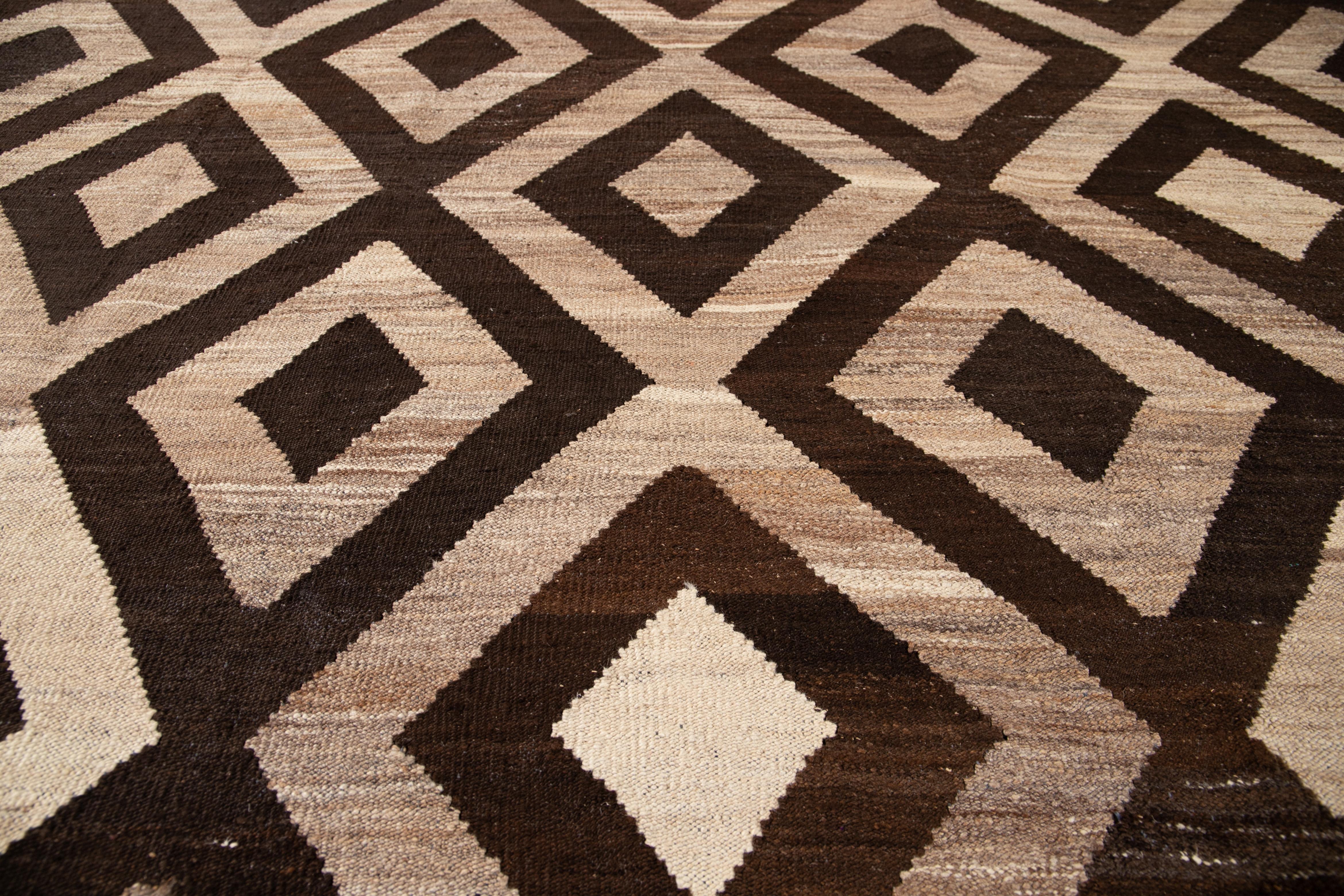 21st Century Contemporary Turkish Kilim Wool Rug For Sale 6