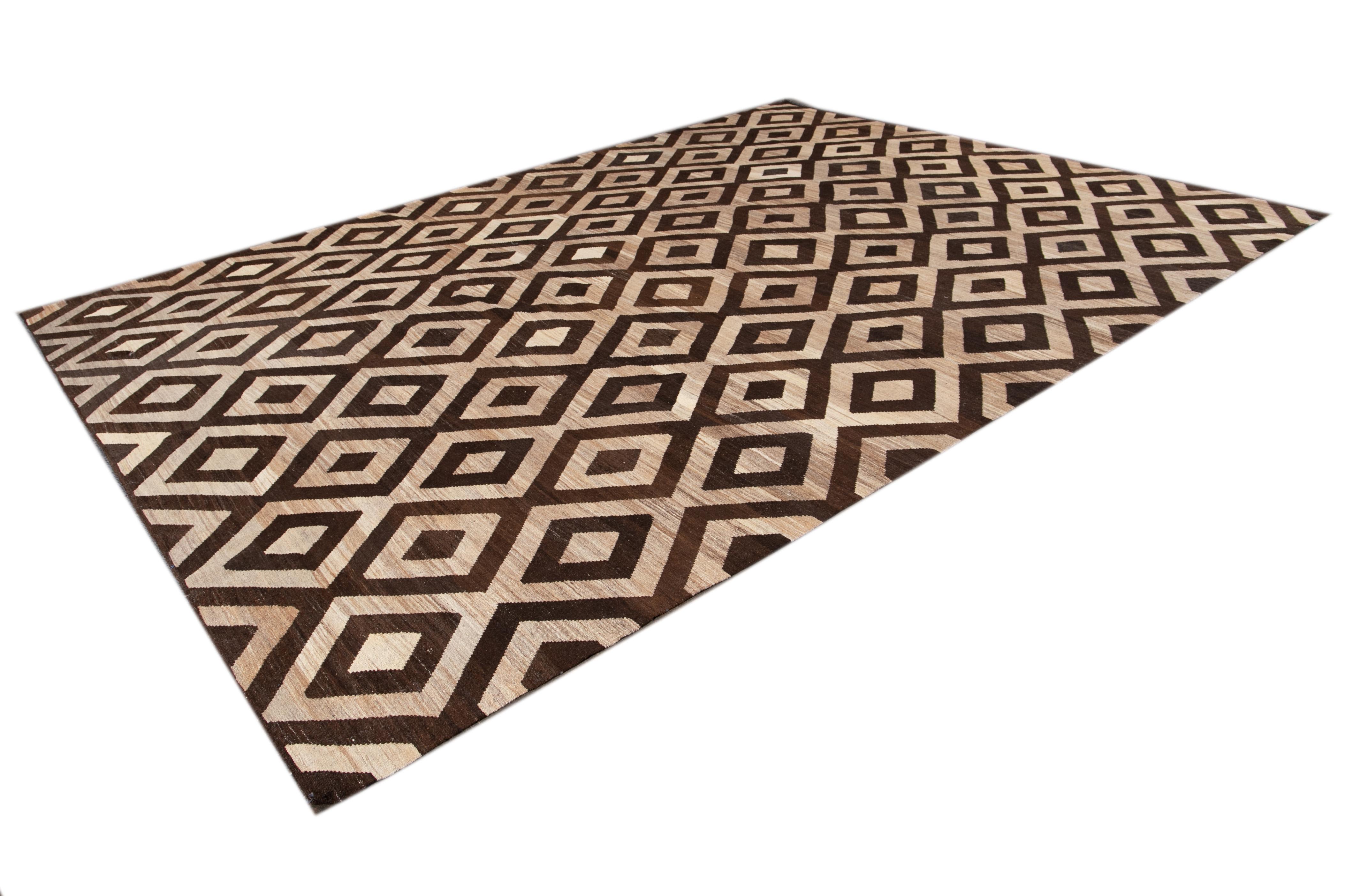 21st Century Contemporary Turkish Kilim Wool Rug For Sale 8