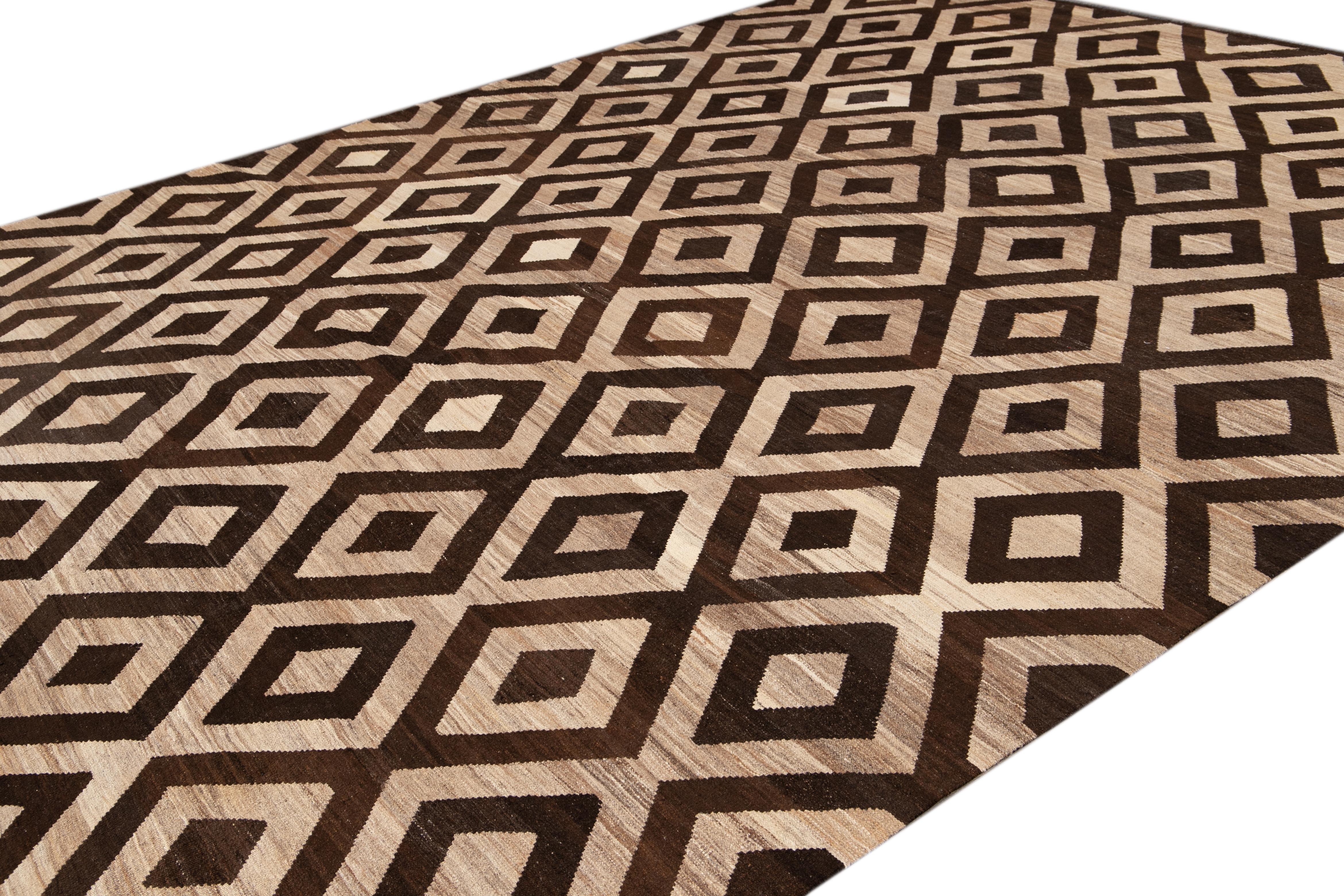 21st Century Contemporary Turkish Kilim Wool Rug For Sale 11