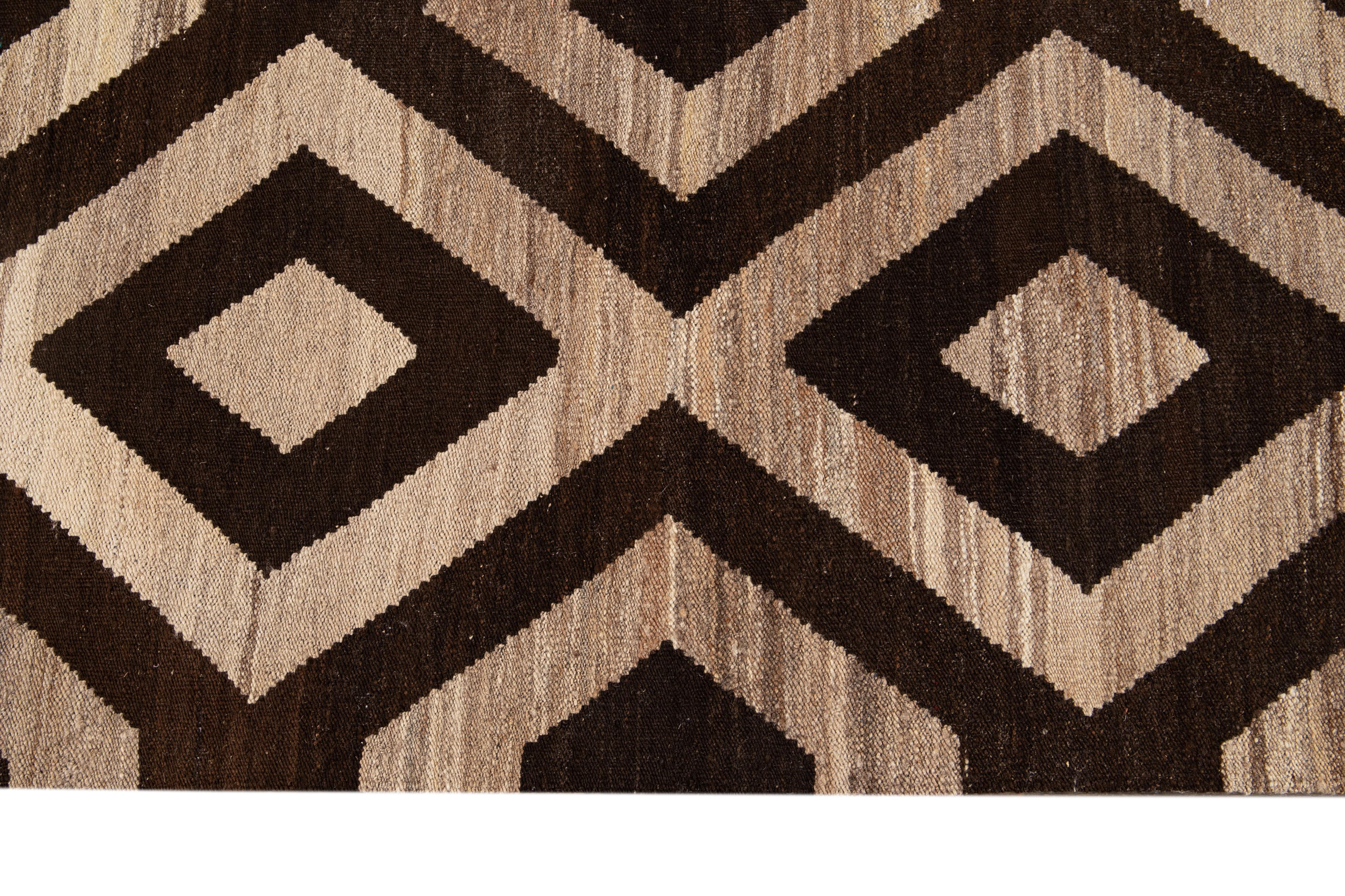 21st Century Contemporary Turkish Kilim Wool Rug For Sale 3