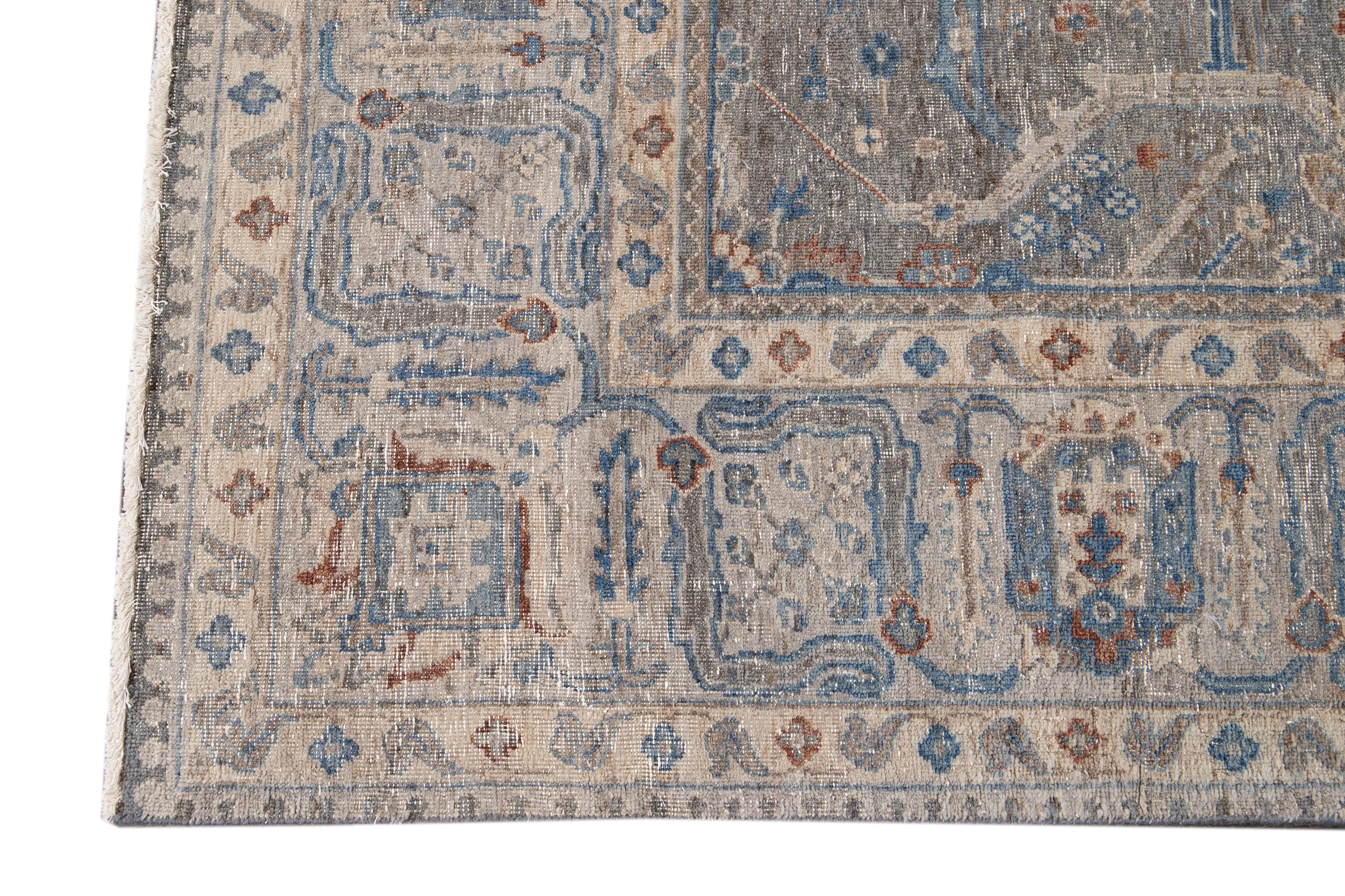 21st Century Contemporary Wilton Indian Wool Rug For Sale 2