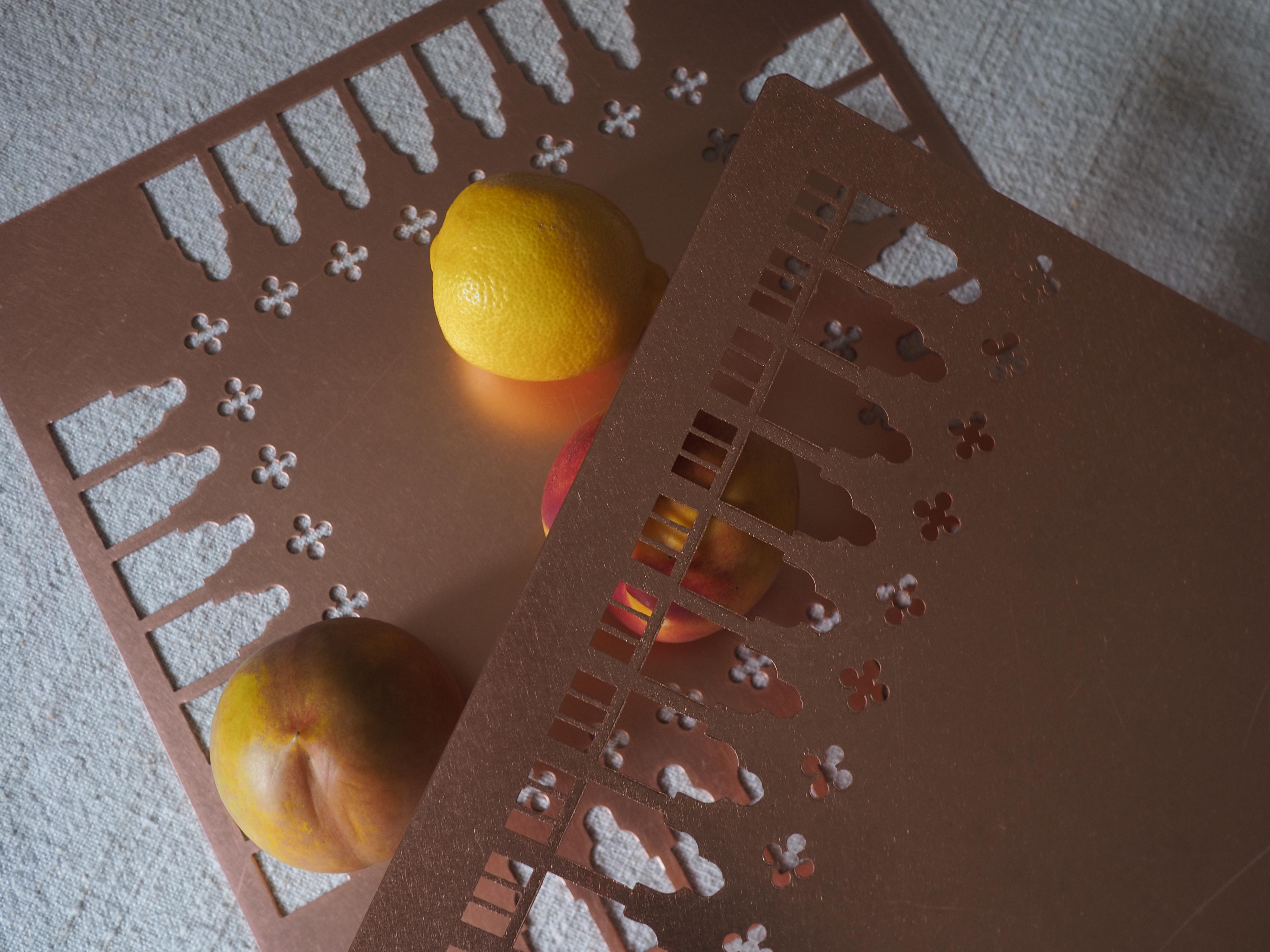 21st Century Copper Underplate Made in Italy Venetian Design Hand Made Placemat  In New Condition For Sale In Milan, IT