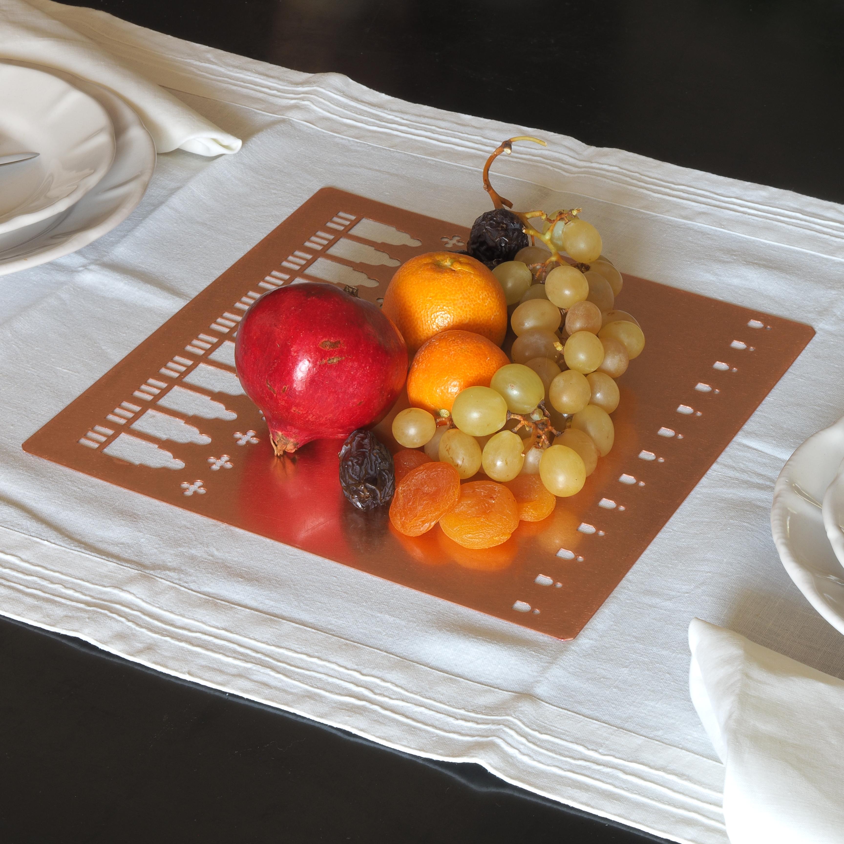 21st Century Copper Underplate Made in Italy Venetian Design Hand Made Placemat For Sale 1