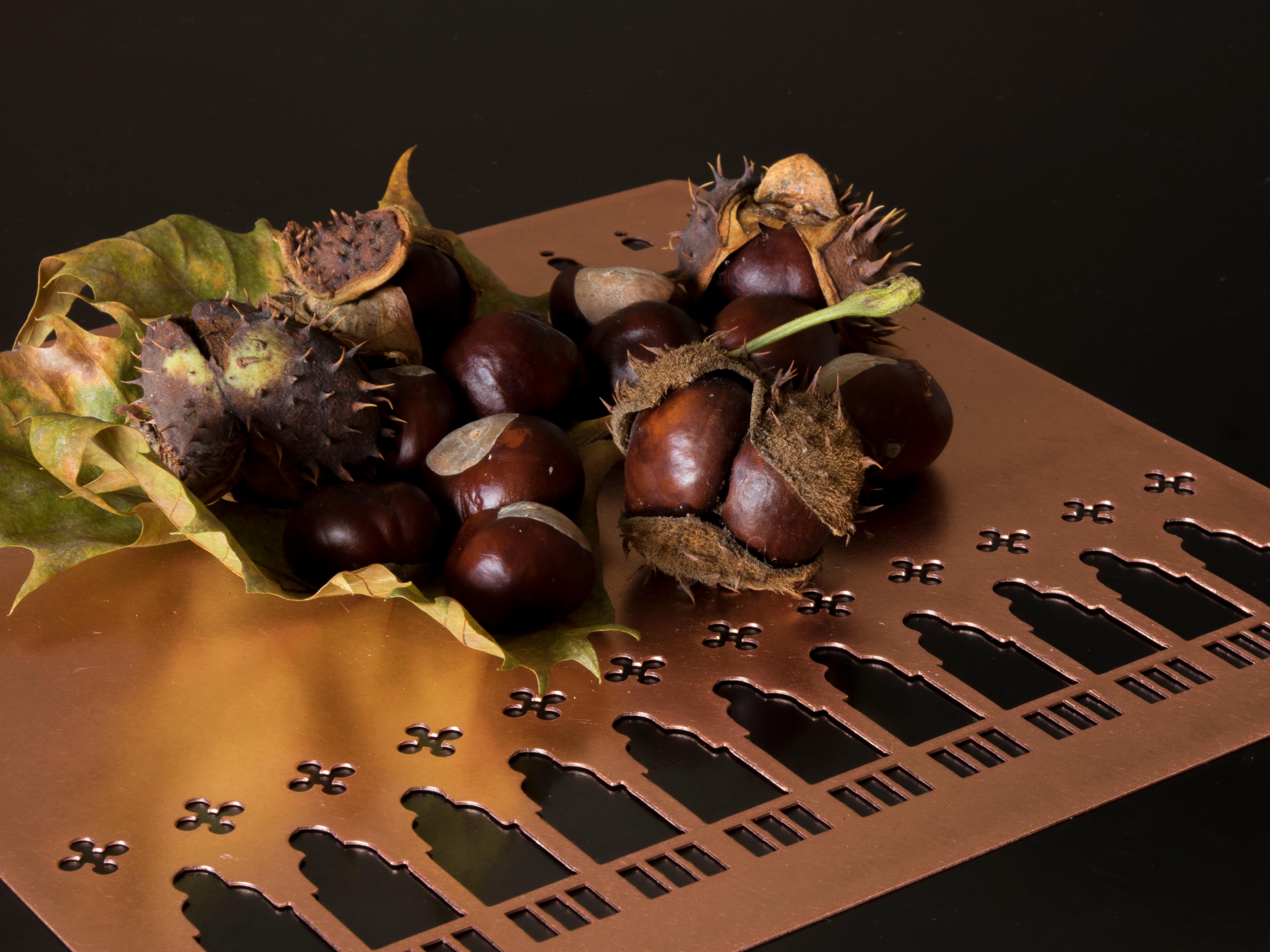 21st Century Copper Underplate Made in Italy Venetian Design Hand Made Placemat For Sale 2
