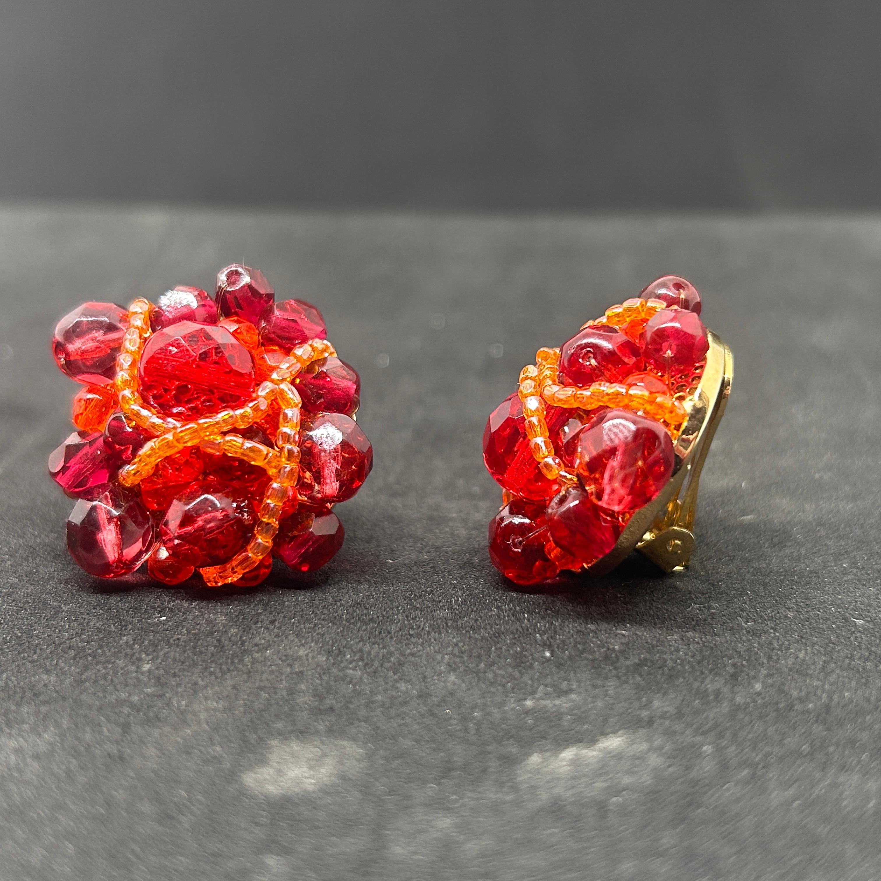 21st Century Coppola e Toppo Red and Orange Beaded Clip-On Earrings For Sale 1
