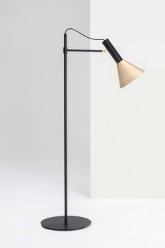 21st Century Created by William Pianta Sabeen Decor Lampada da Terra Spazzolata