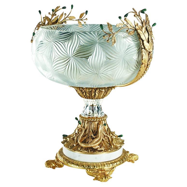Kristall des 21. Jahrhunderts  Schale aus Bronze und goldener Bronze mit Malachitsteinen im Angebot