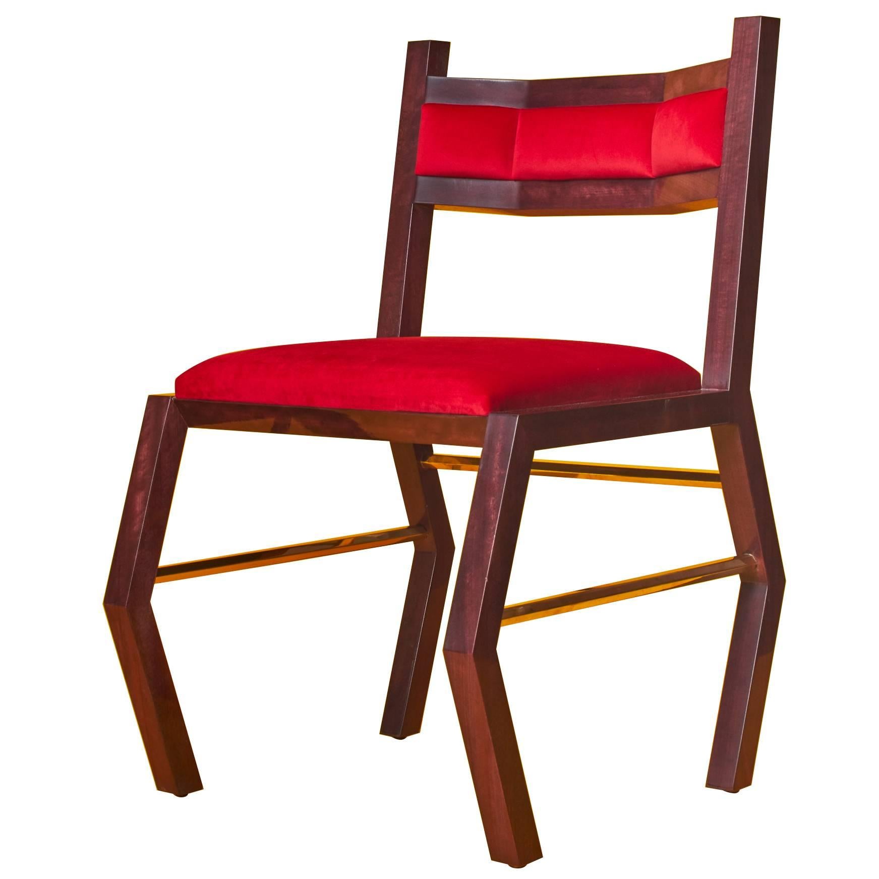 Chaise en bois massif de cœur de violette avec rembourrage en velours rouge et laiton
