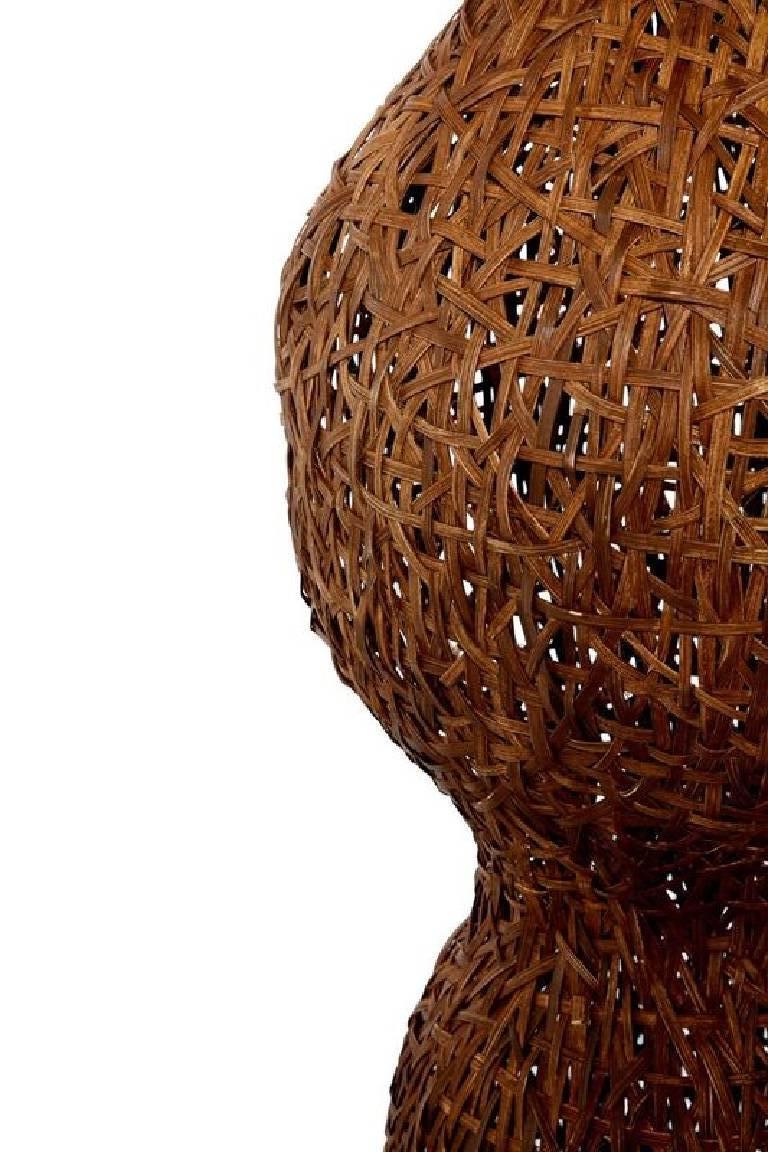 Lampadario personalizzato in Oak Oak di Lucy Slivinski In condizioni ottime in vendita a Wainscott, NY