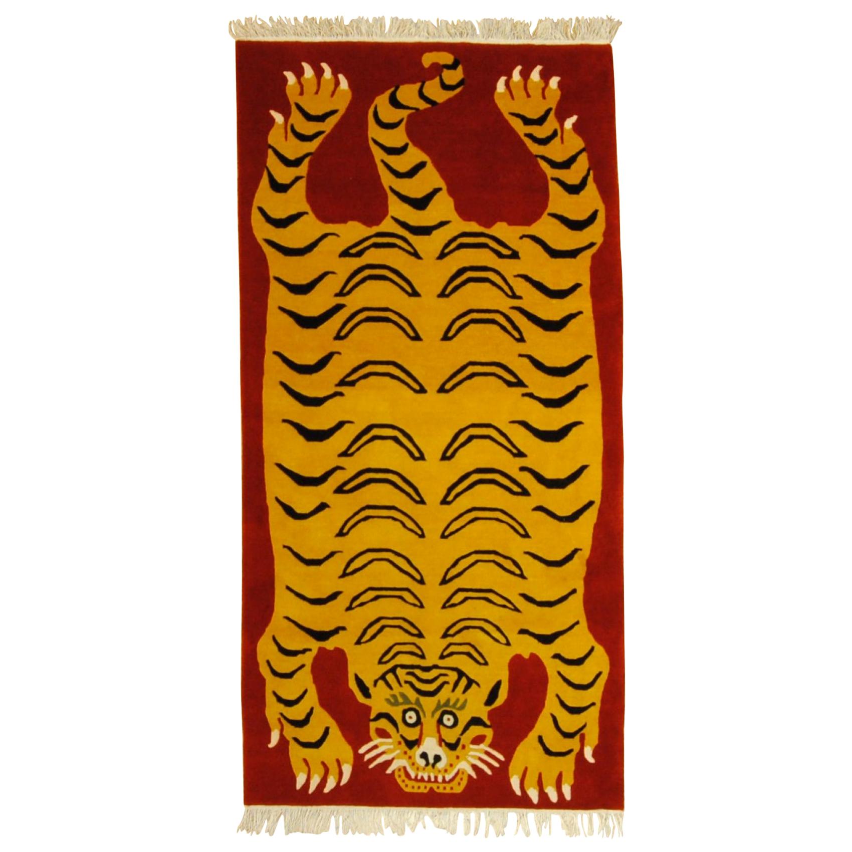 Anpassbarer roter und gelber Tiger Tibetischer Gebetsteppich des 21. Jahrhunderts, 2019