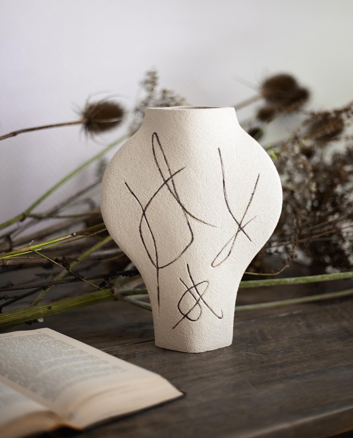 21st Century ‘Dal Lines’, in White Ceramic, Hand-Crafted in France For Sale 1
