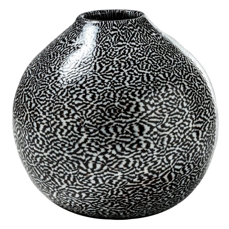 Vase en verre damas du 21e sicle en noir/blanc laiteux de Venini