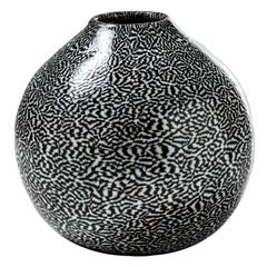 Vase en verre damas du 21e sicle en noir/blanc laiteux de Venini