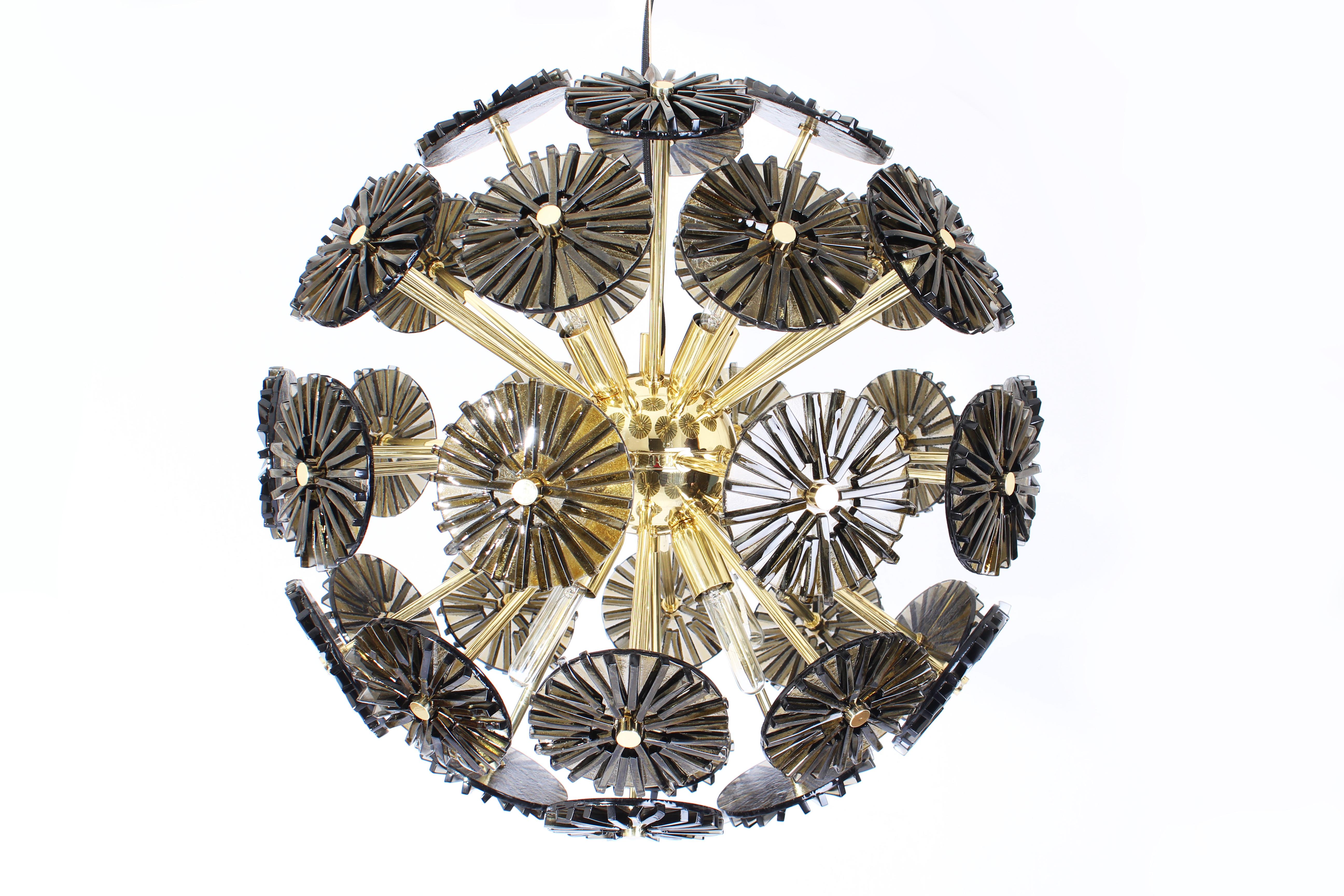 Lampada a sospensione Dandelion del XXI secolo in ottone Made in Portugal di Creativemary In condizioni Nuovo in vendita a RIO TINTO, PT