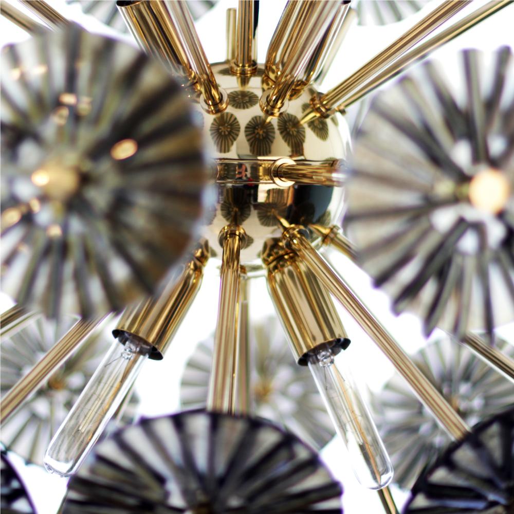 Ottone Lampada a sospensione Dandelion del XXI secolo in ottone Made in Portugal di Creativemary in vendita