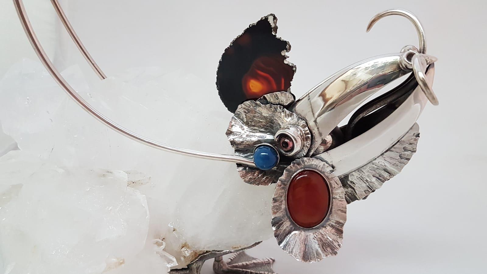 21st Century De Vecchi Sterling Silver Rock Crystal Animal Creature Sculpture In New Condition For Sale In Cosenza, IT