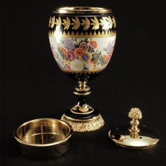 XXI secolo Bruciatore di essenze in porcellana decorata