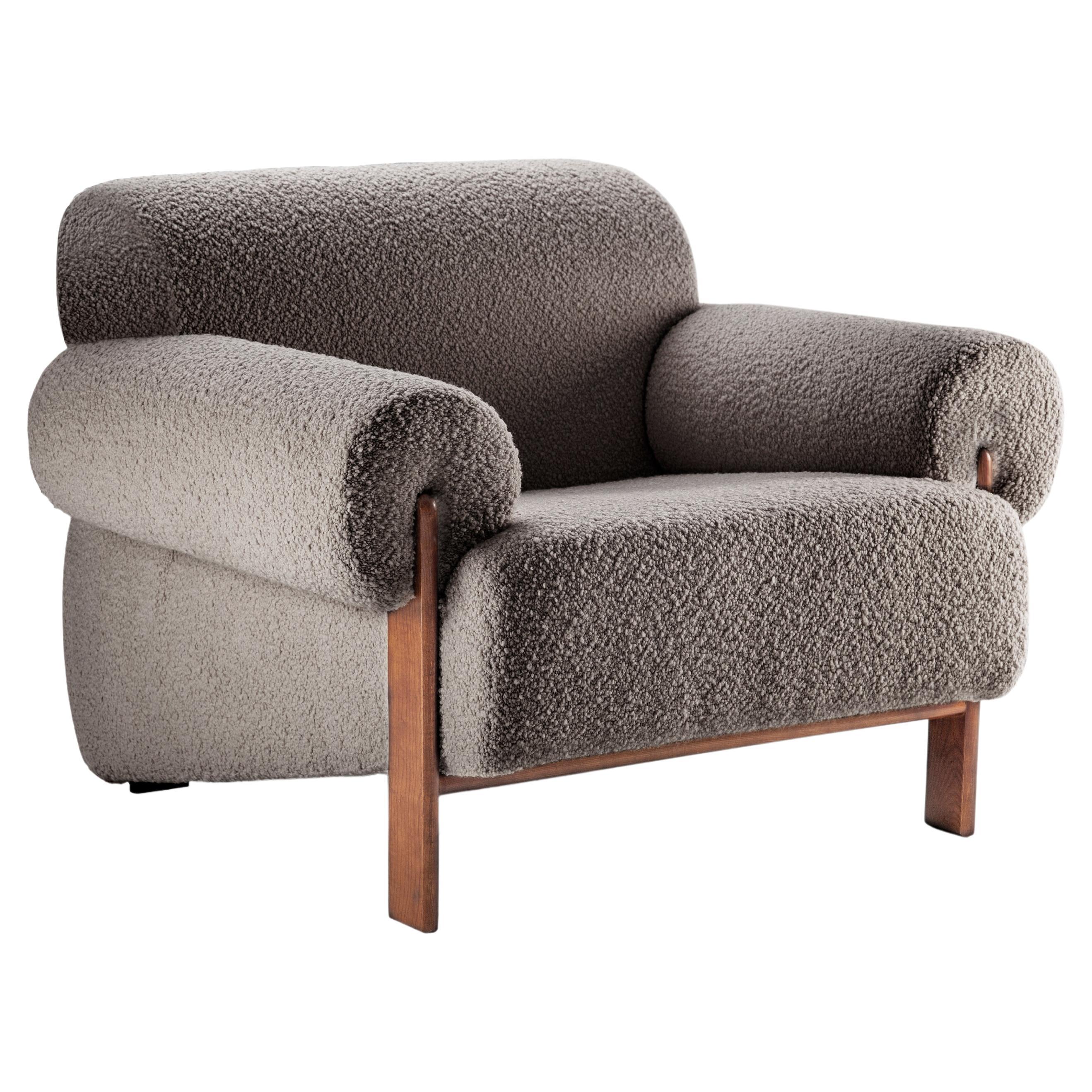 Zeitgenössischer moderner Paloma-Sessel aus Zumirez-Umberstoff von Collector Studio im Angebot