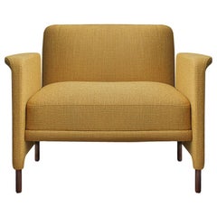 Zeitgenössischer Carson-Sessel aus Eiche und gelbem Stoff von Collector Studio