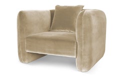 Poltrona moderna Jacob in tessuto beige di Collector Studio A