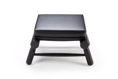 21. Jahrhundert, entworfen von Davide Monopoli Seso, Ottomane aus Eiche und Stoff