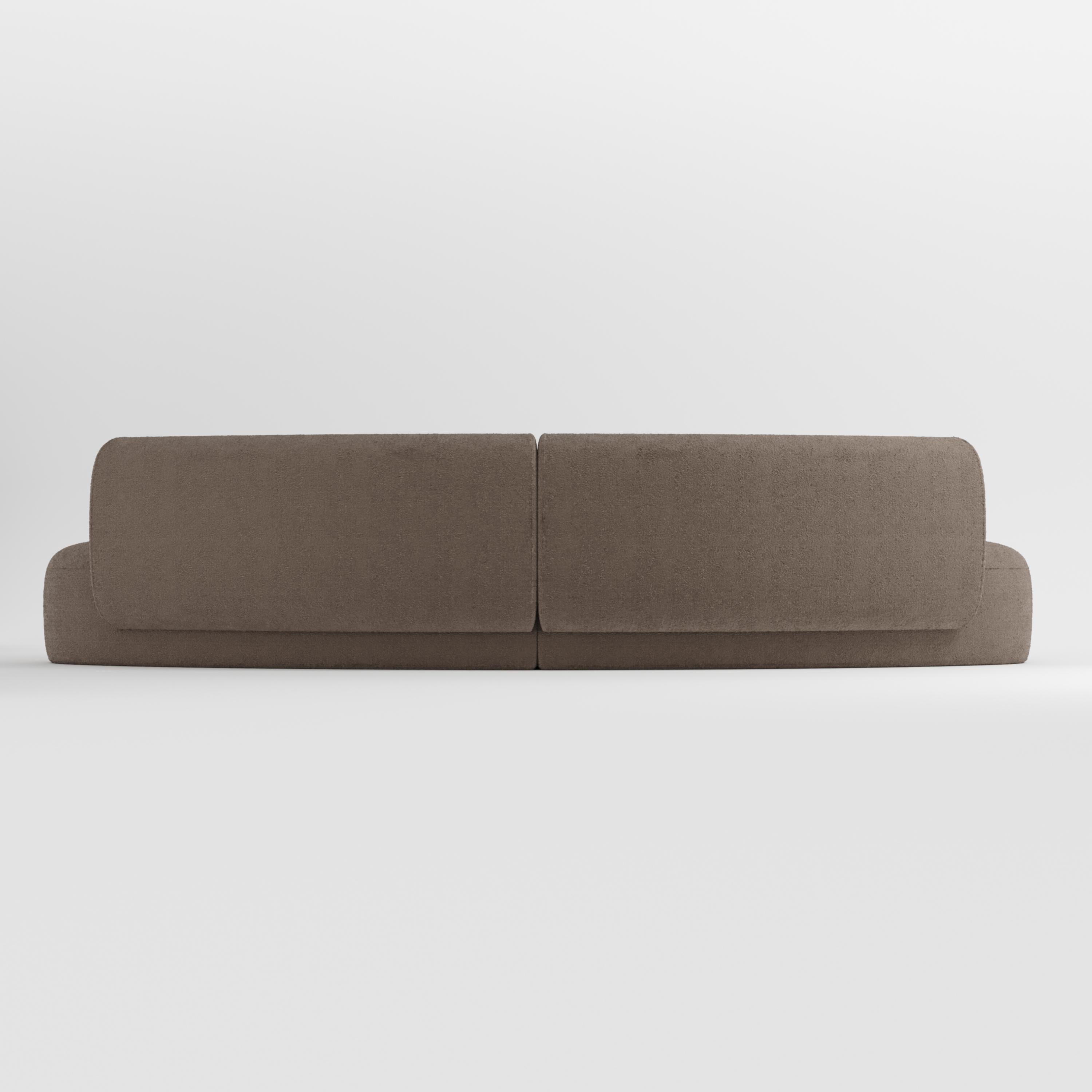 Portugais 21e siècle conçu par Ferrianisbolgi Hug Modular Sofa Boucle Brown en vente