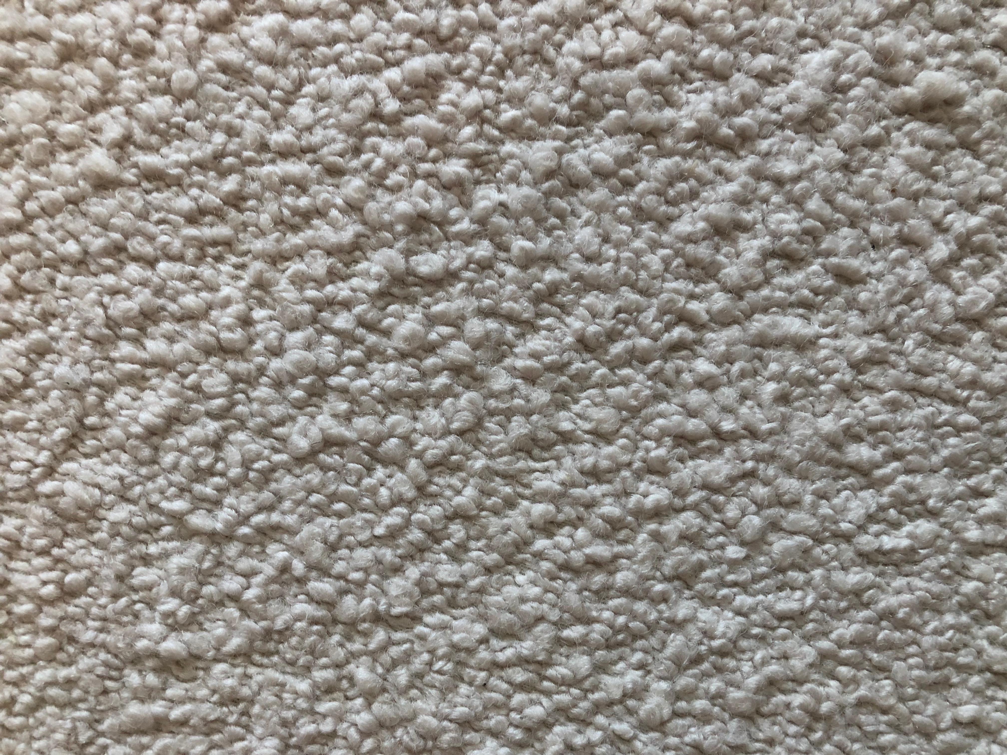 Sedia moderna Moca in tessuto boucle e rovere fumé di Collector Studio A in vendita 3