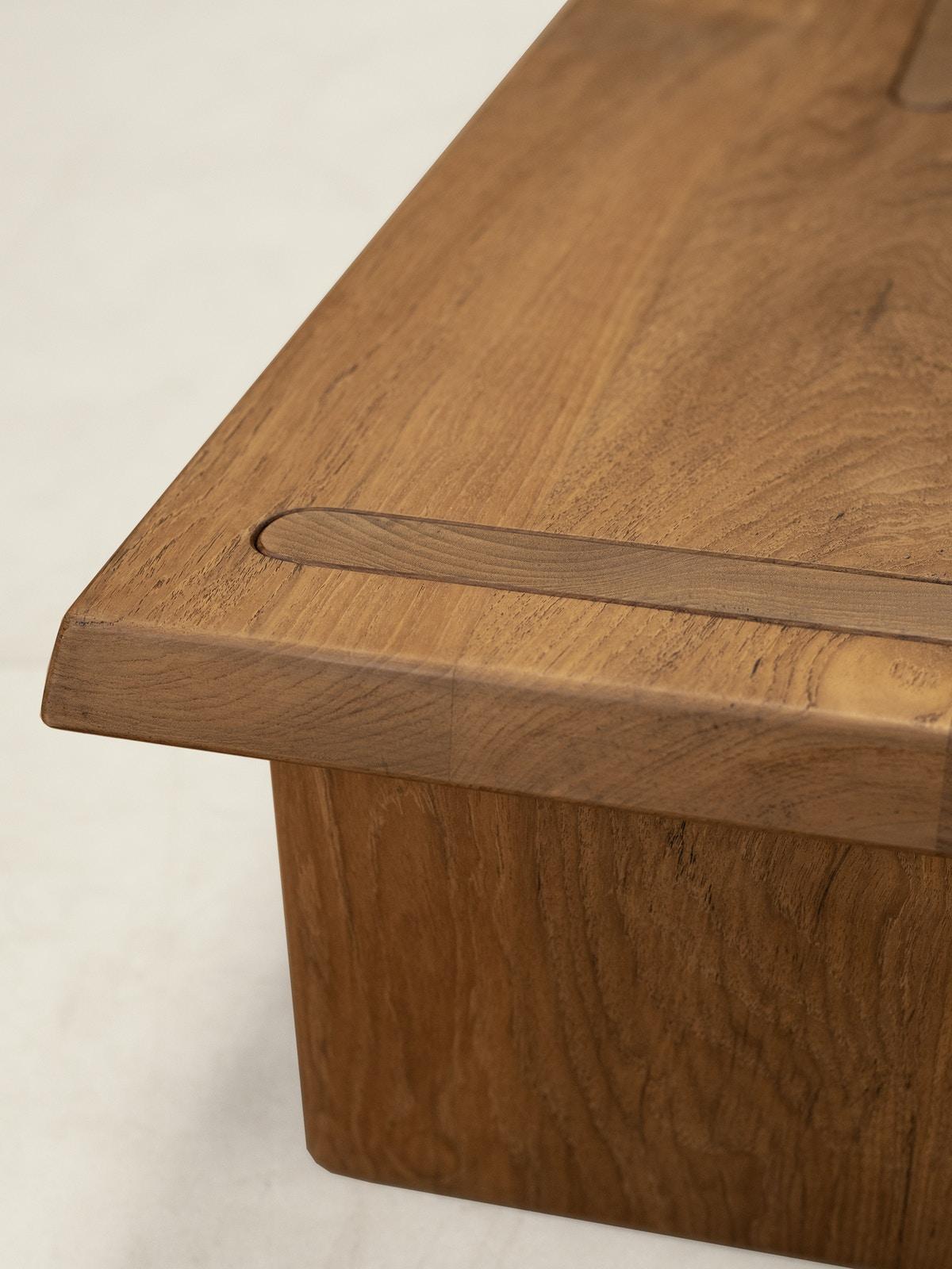 Indian 21st Century Designed Side Tables Teak Wood Brown For Sale