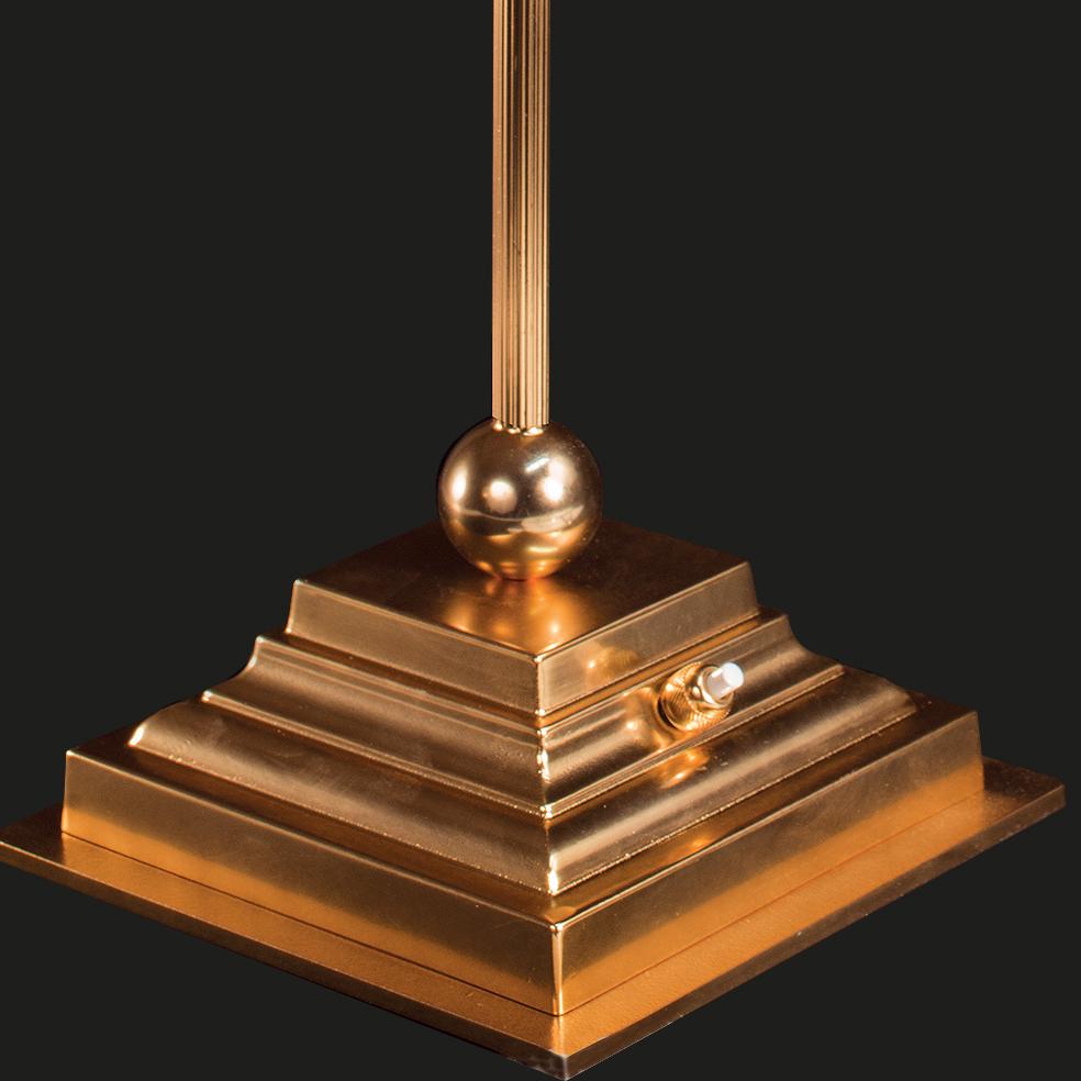 Louis XVI 21st Century, Desk lamp in golden bronze  with porcelain diffuser  For Sale