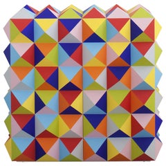 Meuble de rangement 21ème siècle Diamante N7 peint à la main avec des visages multicolores