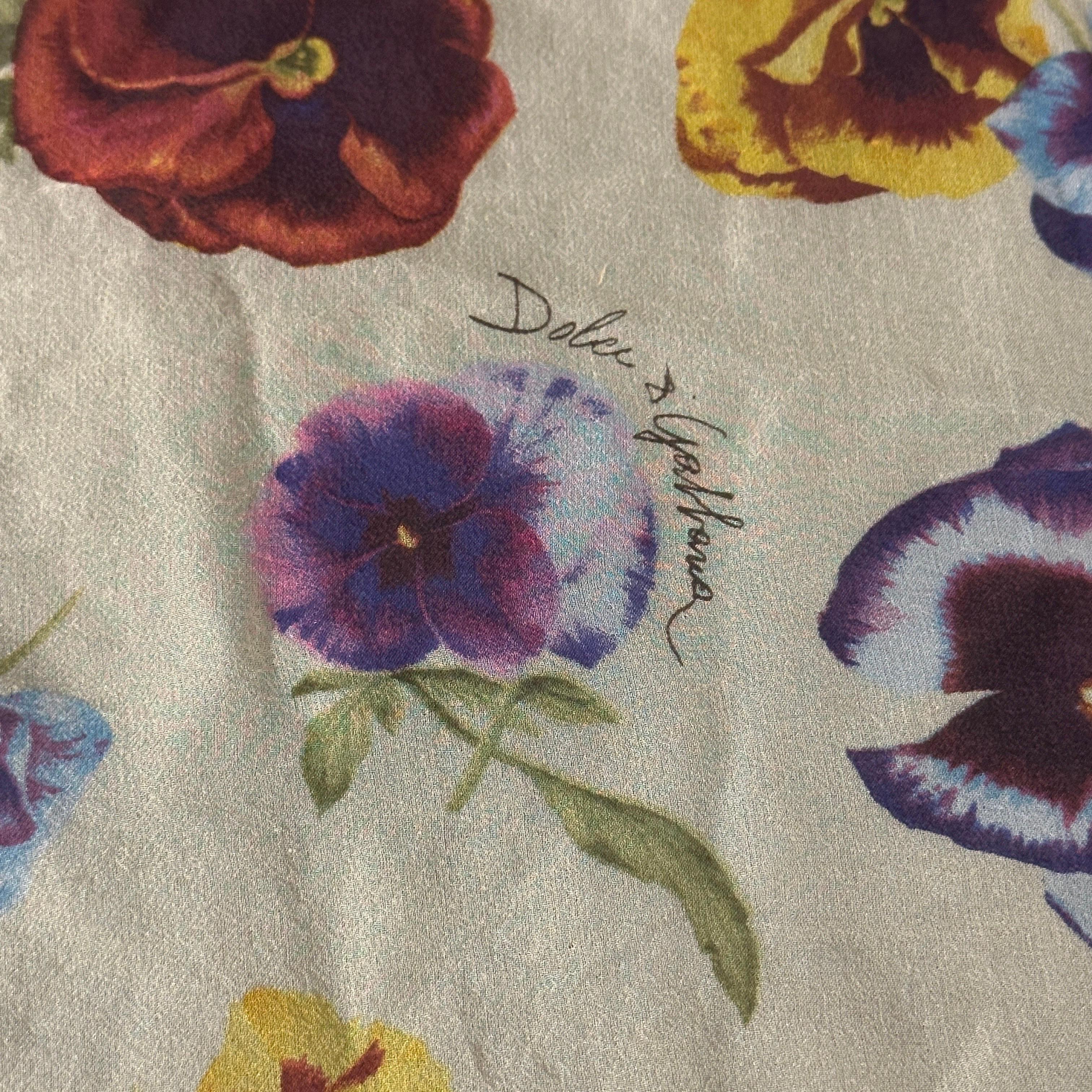 21st Century Dolce & Gabbana Animalier and Flower Silk Scarf For Sale 3