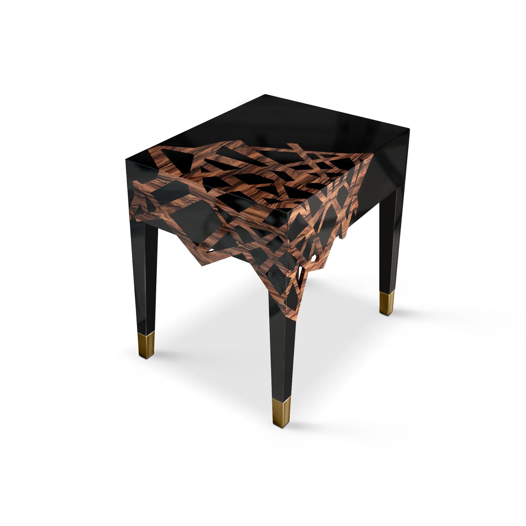 21st Century Dynasty Nightstand In New Condition For Sale In RIO TINTO, PT