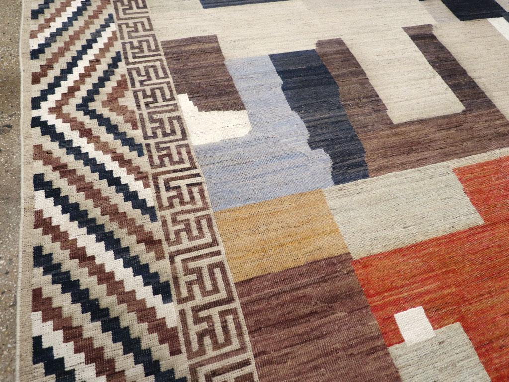 Noué à la main Tapis Khotan du Turkestan oriental du 21e siècle de grande taille en vente