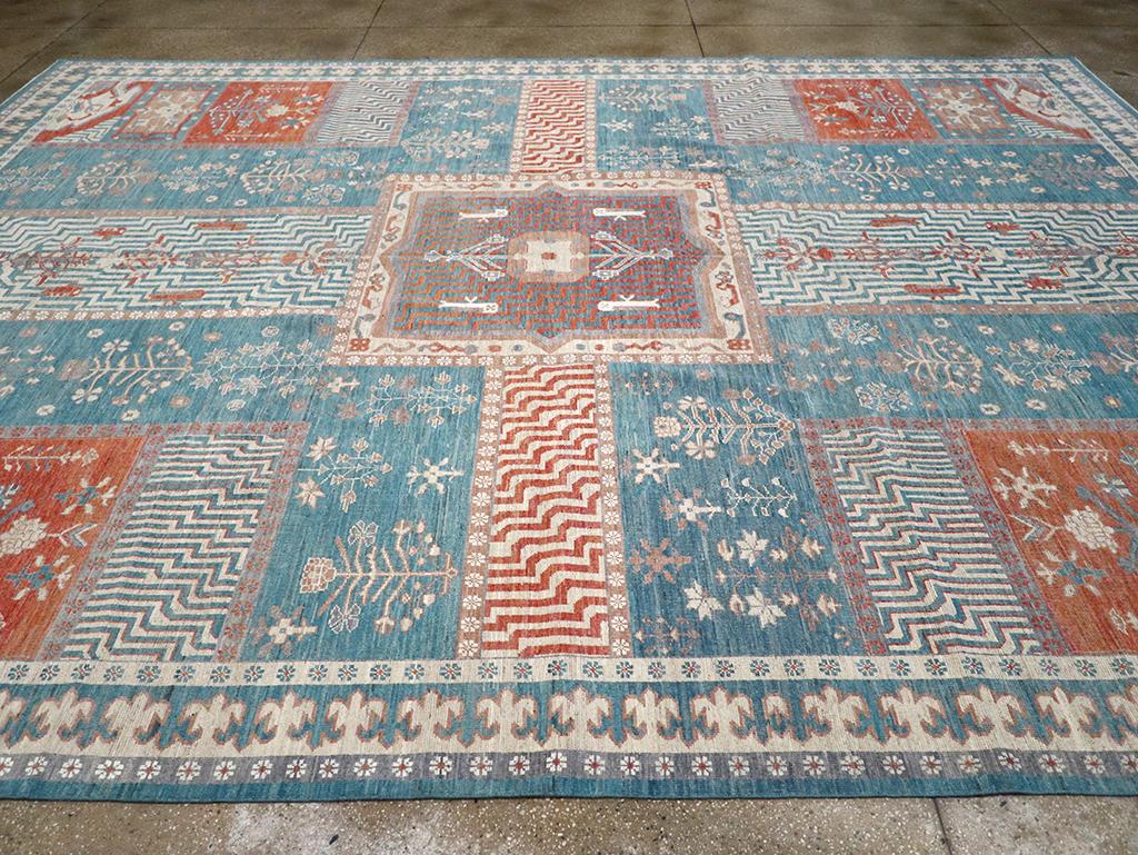 Tapis Khotan du Turkestan oriental du 21e siècle de grande taille Neuf - En vente à New York, NY