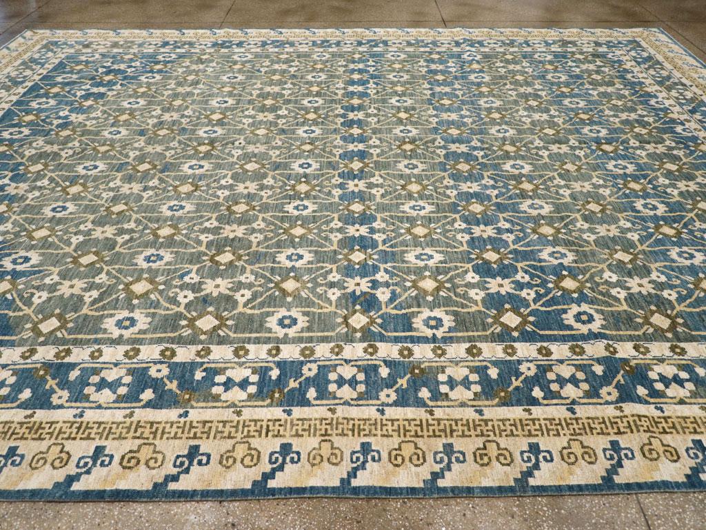 Tapis Khotan du Turkestan oriental du 21e siècle de grande taille Neuf - En vente à New York, NY