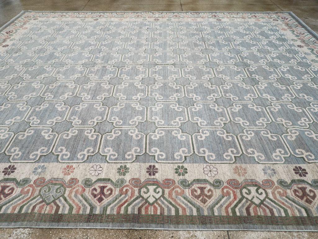 Tapis Khotan du Turkestan oriental du 21e siècle de grande taille Neuf - En vente à New York, NY