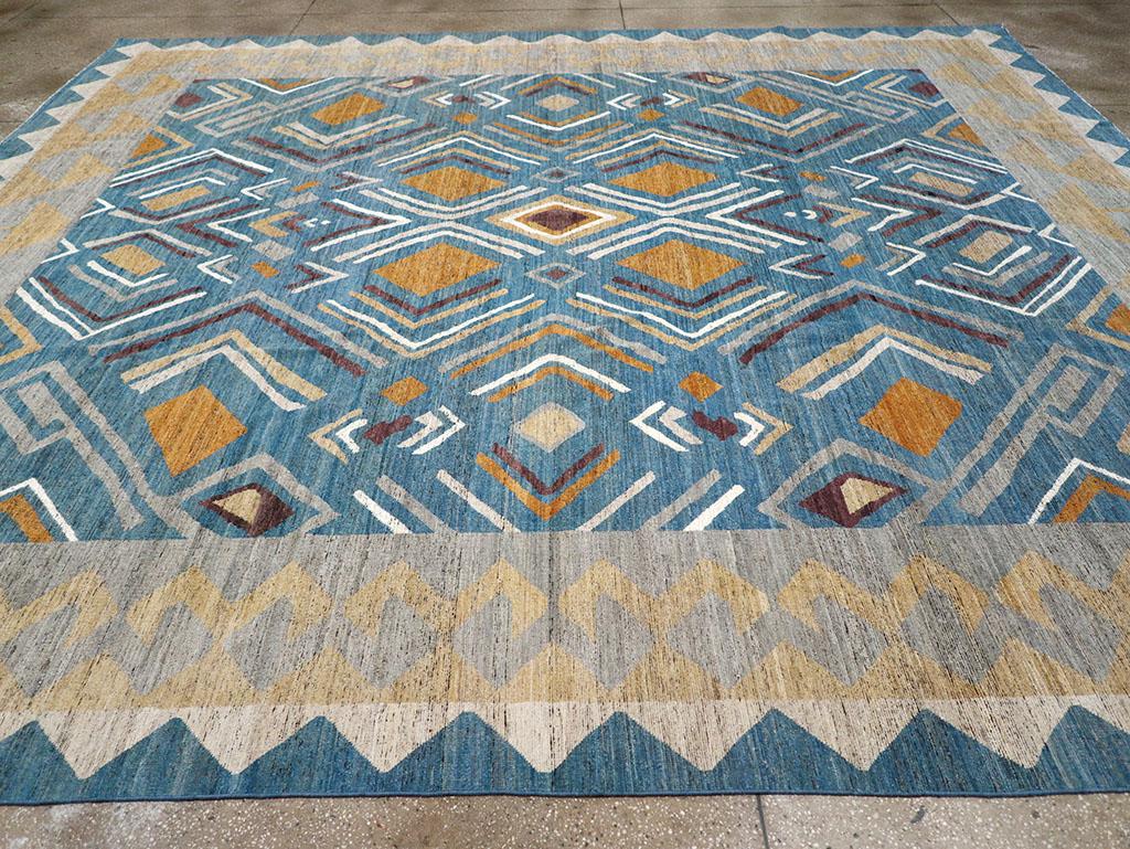 Tapis Khotan du Turkestan oriental du 21e siècle de grande taille Neuf - En vente à New York, NY