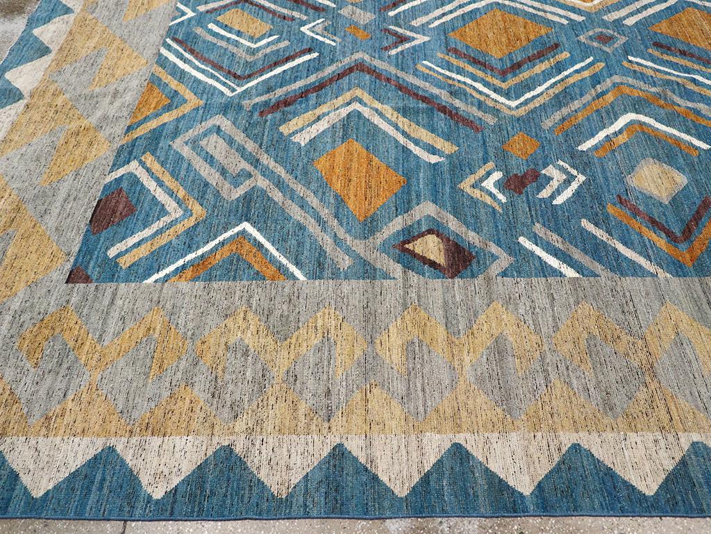 XXIe siècle et contemporain Tapis Khotan du Turkestan oriental du 21e siècle de grande taille en vente