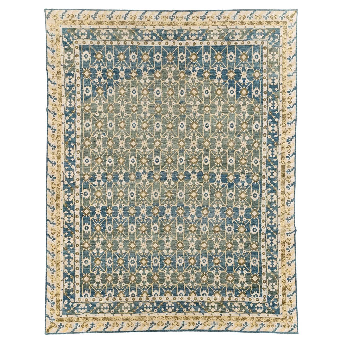 Tapis Khotan du Turkestan oriental du 21e siècle de grande taille