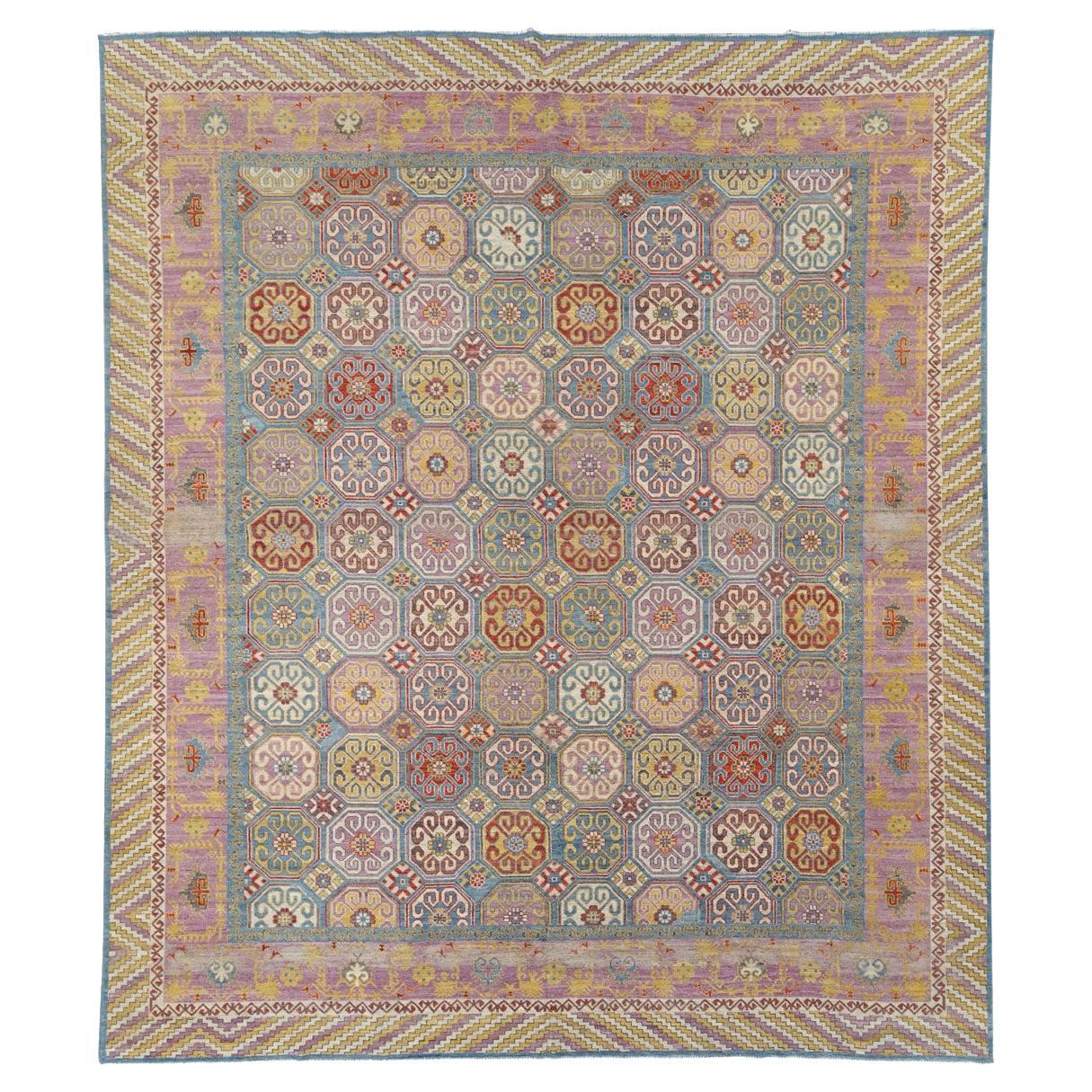 Tapis Khotan du Turkestan oriental du 21e siècle de grande taille