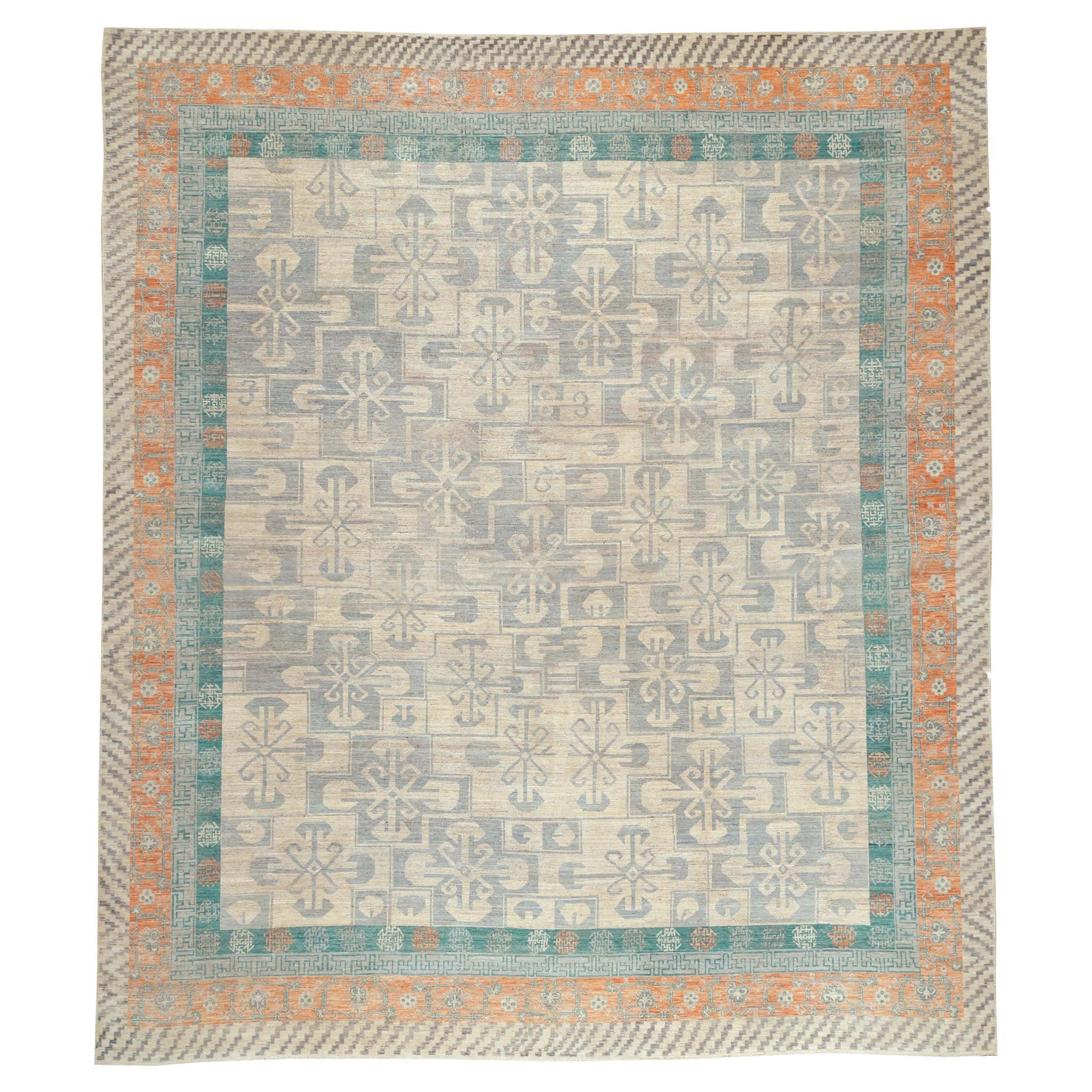 Tapis Khotan du Turkestan oriental surdimensionné du 21e siècle