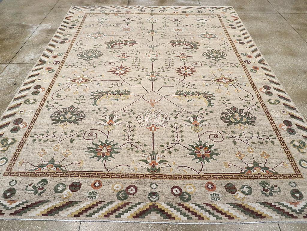 Tapis moderne du Turkestan oriental Khotan, fabriqué à la main au cours du 21e siècle.

Mesures : 10' 4