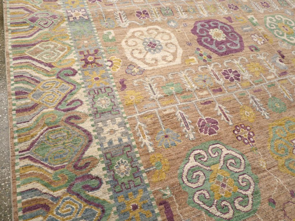 Noué à la main Tapis Khotan du Turkestan oriental du 21e siècle en vente