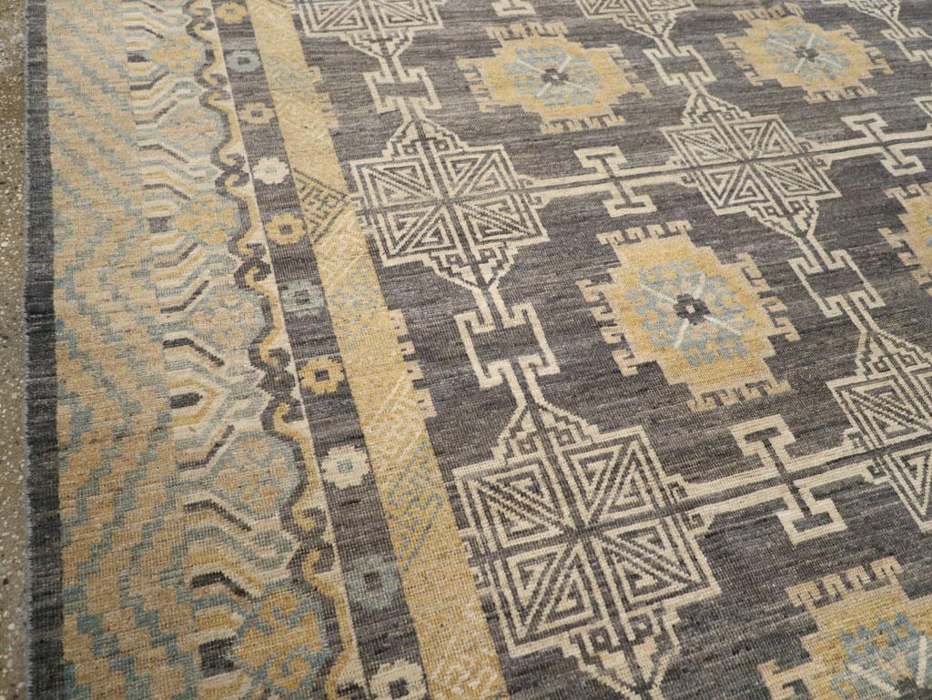 Noué à la main Tapis Khotan du Turkestan oriental du 21e siècle en vente