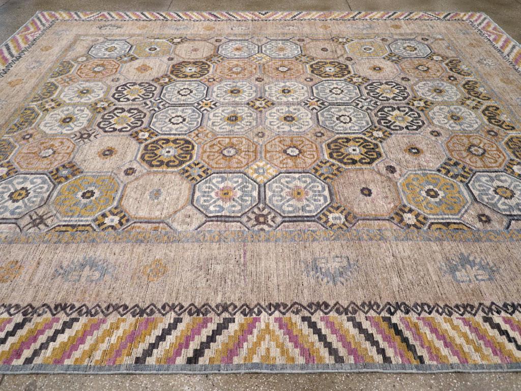 Tapis Khotan du Turkestan oriental du 21e siècle Neuf - En vente à New York, NY