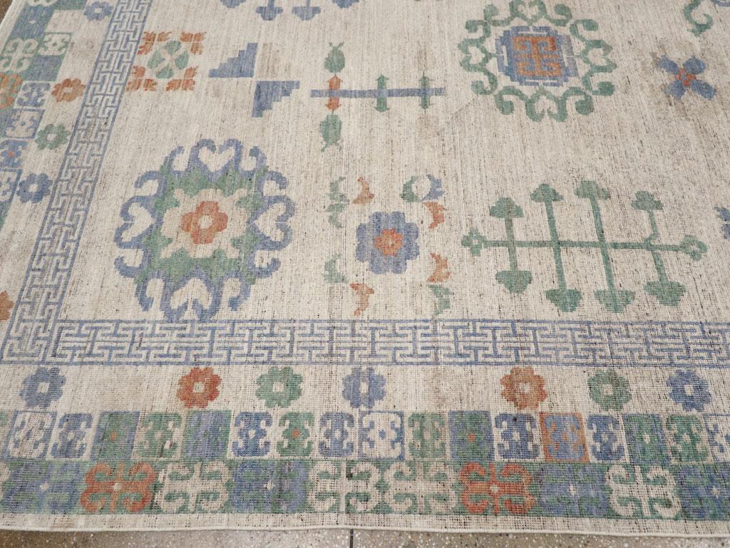 XXIe siècle et contemporain Tapis Khotan du Turkestan oriental du 21e siècle en vente