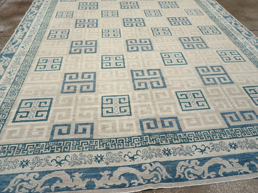 Laine Tapis Khotan du Turkestan oriental du 21e siècle en vente