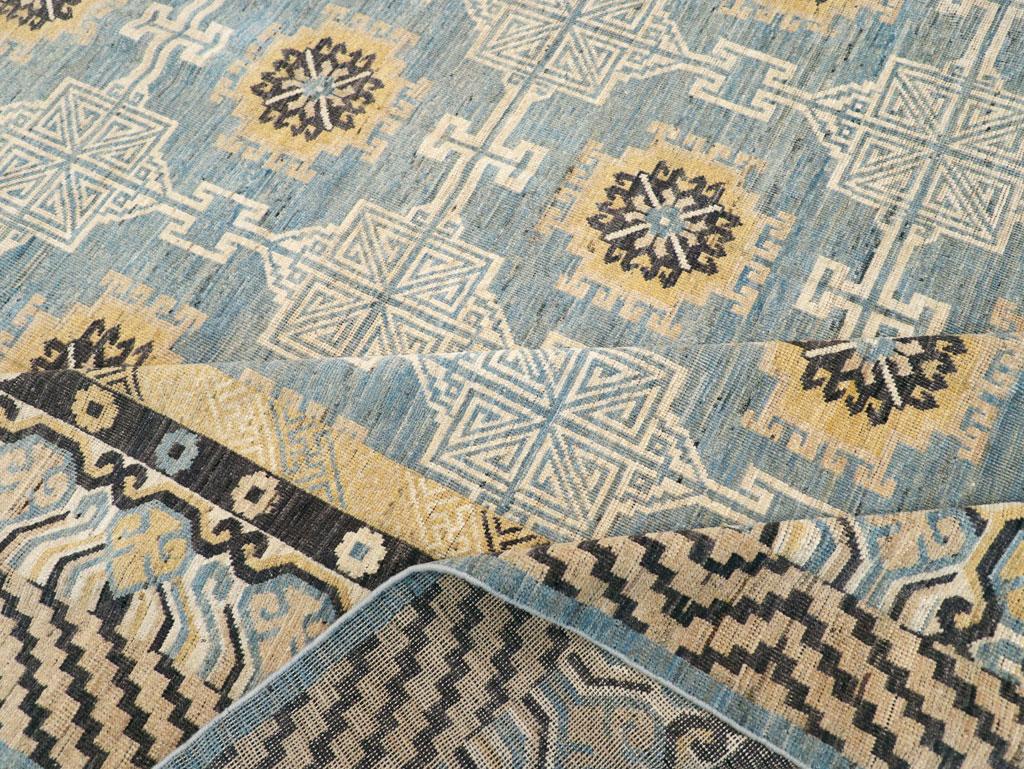Ostturkestanischer Khotan-Teppich in Zimmergröße aus dem 21. Jahrhundert im Angebot 1