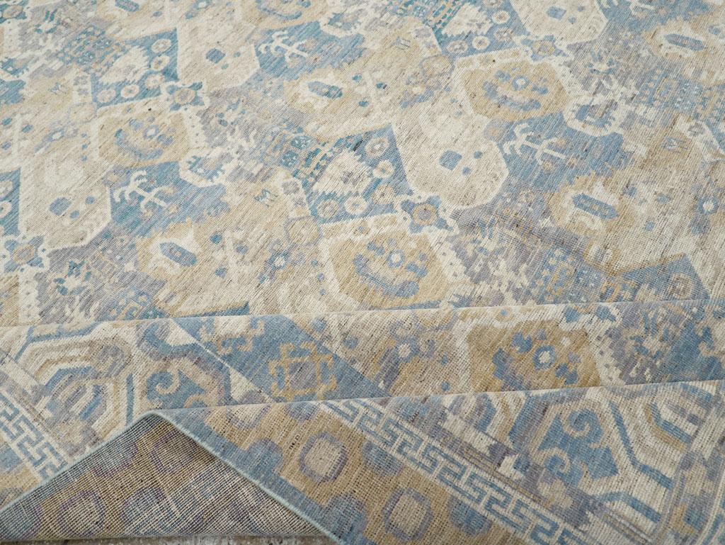 Tapis Khotan du Turkestan oriental du 21e siècle en vente 1